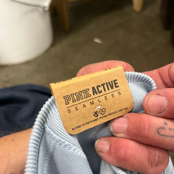 New w/tags! Women’s PINK Active High Waist (7/8 tight) leggings/work out pants - Picture 3 of 10